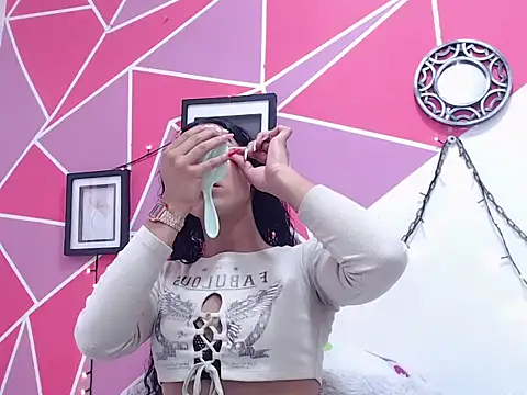 Tifany Adams online show from October 25, 2025, 8:14 pm