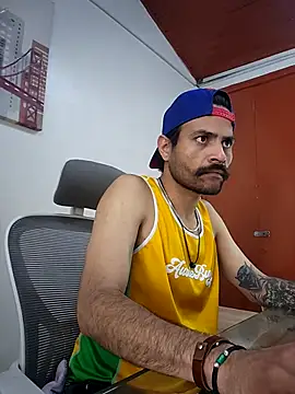 Snapshot of Nateskp_1 chatting on November 3, 2025, 6:31 pm Nateskp 1 online show from November 3, 2025, 6:31 pm