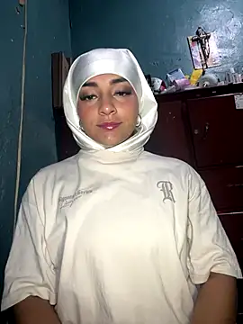 CelestSkyy online show from October 14, 2025, 3:18 am