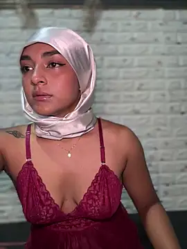 CelestSkyy online show from April 4, 2026, 11:02 pm