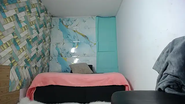 celeste solis online show from December 3, 2025, 7:12 pm