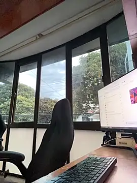 gabrielabrunette69 online show from October 31, 2025, 9:49 pm