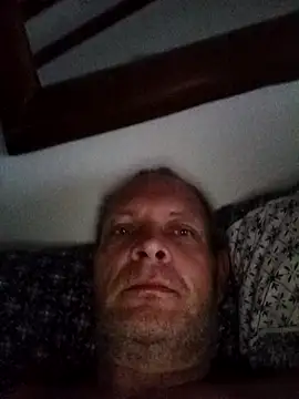 Snapshot of LyrateMarathon chatting on October 20, 2025, 5:41 am LyrateMarathon online show from October 20, 2025, 5:41 am