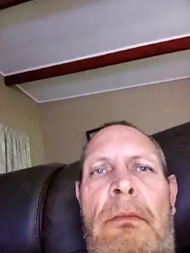 Snapshot of LyrateMarathon chatting on October 23, 2025, 2:00 am LyrateMarathon online show from October 23, 2025, 2:00 am