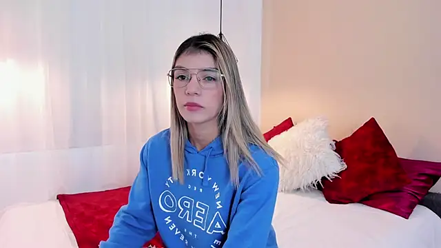 AngeBrooks online show from October 13, 2025, 12:27 pm