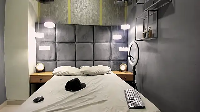 Snapshot of MorenitoDigno chatting on October 16, 2025, 6:53 pm MorenitoDigno online show from October 16, 2025, 6:53 pm