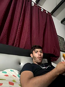 Snapshot of Juandmc1706 chatting on November 2, 2025, 1:52 am Juandmc1706 online show from November 2, 2025, 1:52 am