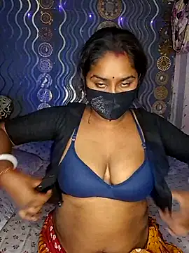 Sweet-Maddlina online show from April 7, 2026, 4:02 am