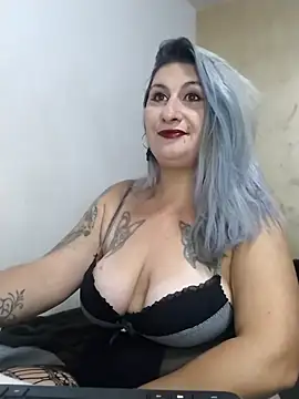 Snapshot of LilithGreenn chatting on October 20, 2025, 6:58 am LilithGreenn online show from October 20, 2025, 6:58 am