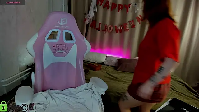 Rene Shine online show from November 1, 2025, 9:22 am