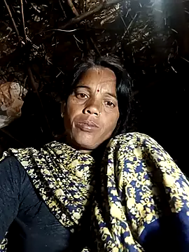 Snapshot of Cutsedi3 chatting on October 13, 2025, 7:58 pm Cutsedi3 online show from October 13, 2025, 7:58 pm