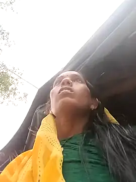 Snapshot of Cutsedi3 chatting on October 24, 2025, 11:39 am Cutsedi3 online show from October 24, 2025, 11:39 am