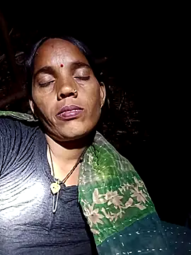 Snapshot of Cutsedi3 chatting on October 26, 2025, 10:47 pm Cutsedi3 online show from October 26, 2025, 10:47 pm