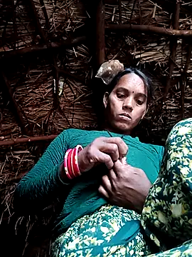 Cutsedi3 online show from December 18, 2025, 11:27 am