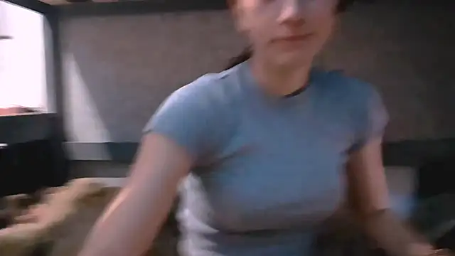 Snapshot of AliceNova chatting on October 21, 2025, 5:08 am AliceNova online show from October 21, 2025, 5:08 am