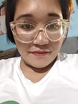 Snapshot of PussyCherry chatting on October 10, 2025, 6:12 am PussyCherry online show from October 10, 2025, 6:12 am