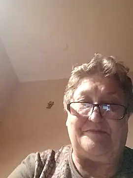 Katherine735 online show from November 29, 2025, 9:51 pm