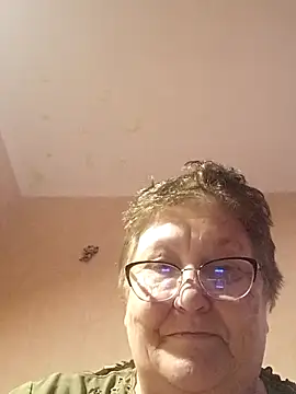 Katherine735 online show from April 26, 2026, 2:15 pm