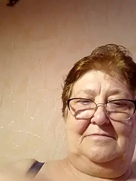 Katherine735 online show from June 8, 2026, 10:48 am