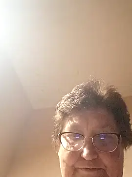 Katherine735 online show from June 19, 2026, 8:12 pm