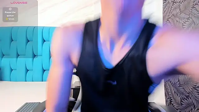 Snapshot of Tyler__Colt chatting on October 23, 2025, 6:50 pm Tyler Colt online show from October 23, 2025, 6:50 pm