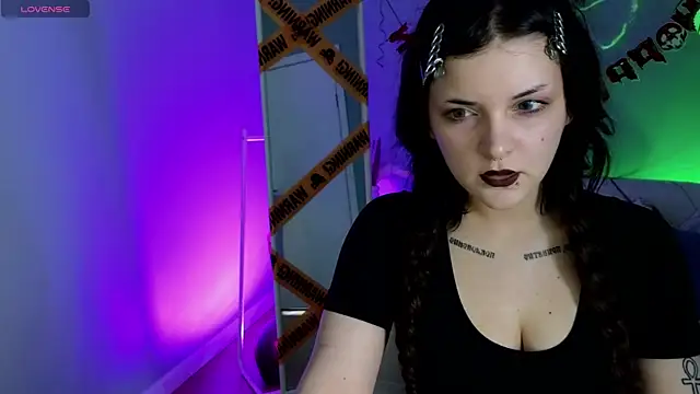 TwilightWalk online show from October 25, 2025, 10:26 pm