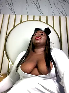 Candy Brown69 online show from November 4, 2025, 12:04 pm