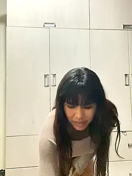 Snapshot of SweetieMariana chatting on October 15, 2025, 9:59 pm SweetieMariana online show from October 15, 2025, 9:59 pm