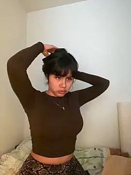 Snapshot of SweetieMariana chatting on October 17, 2025, 5:37 pm SweetieMariana online show from October 17, 2025, 5:37 pm