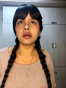 Snapshot of SweetieMariana chatting on November 3, 2025, 12:57 am SweetieMariana online show from November 3, 2025, 12:57 am