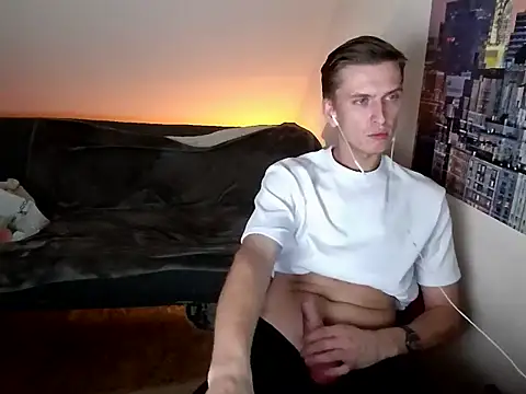 kinkyalecx online show from November 5, 2025, 12:10 am