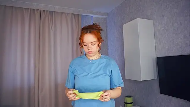 MelodyHasbrouck online show from October 10, 2025, 6:12 am