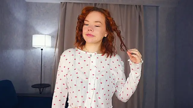 MelodyHasbrouck online show from October 28, 2025, 6:17 am