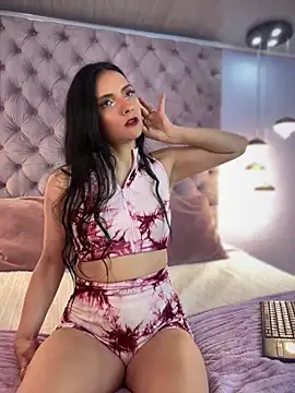  Mia   x online show from October 18, 2025, 12:06 pm