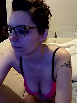 labellerose online show from January 11, 2026, 6:13 pm