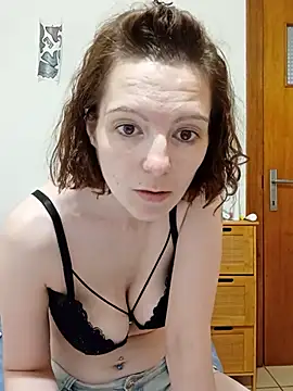 labellerose online show from July 17, 2026, 5:18 pm
