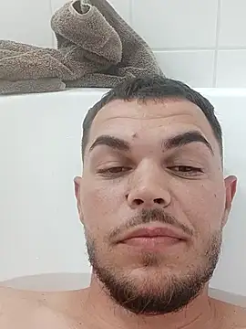 Snapshot of Alexszader36 chatting on October 22, 2025, 6:51 pm Alexszader36 online show from October 22, 2025, 6:51 pm