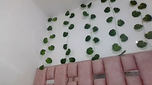 abby moss 2 online show from February 11, 2026, 12:32 pm