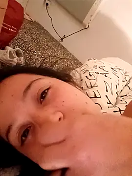 Snapshot of Kiju2025 chatting on November 8, 2025, 7:01 pm Kiju2025 online show from November 8, 2025, 7:01 pm