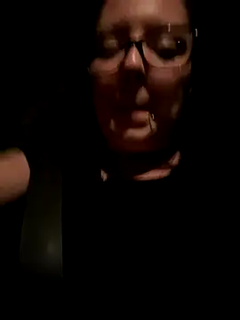 Snapshot of EdNEmSexyBlend chatting on October 22, 2025, 1:28 am EdNEmSexyBlend online show from October 22, 2025, 1:28 am