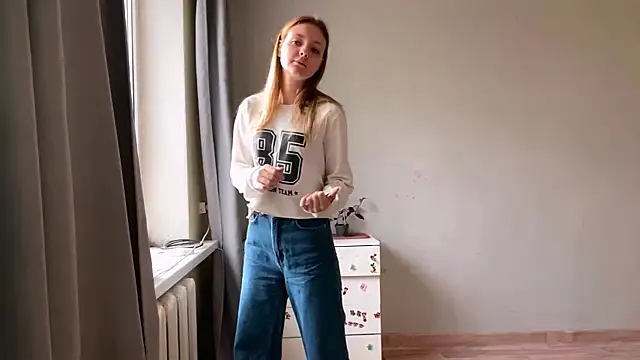  petaI online show from November 18, 2025, 6:07 am