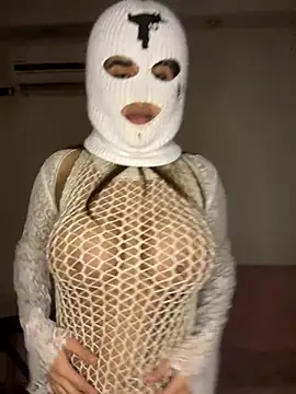 perscouple online show from November 3, 2025, 7:59 pm