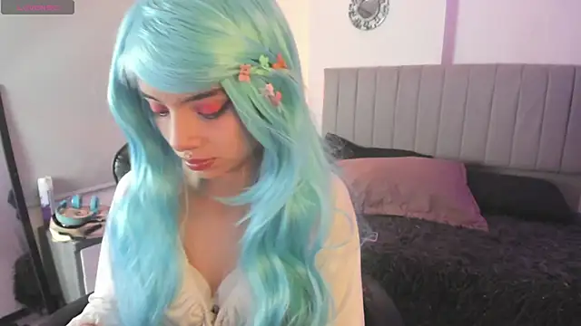 Barbieteeen online show from November 20, 2025, 5:18 am