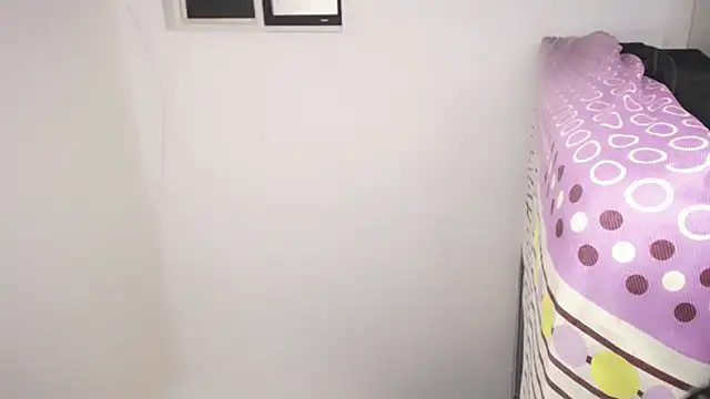 liyen 1 online show from November 5, 2025, 7:30 am