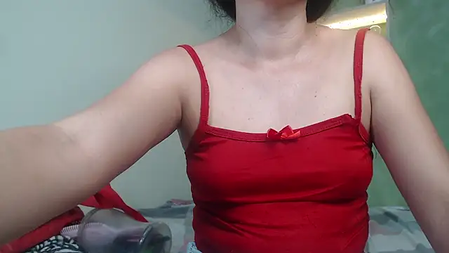 Renata Rivas online show from May 13, 2026, 3:48 am