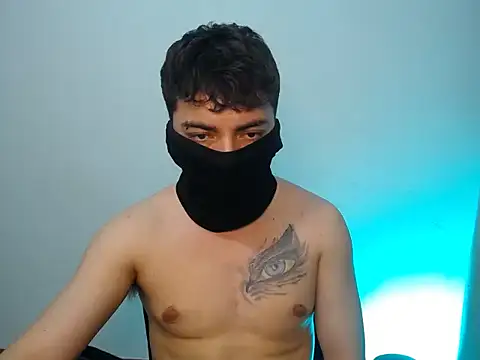 zoro roronoa96 online show from November 3, 2025, 1:19 am