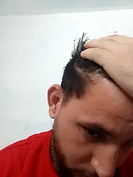 Snapshot of Arabeman300 chatting on October 11, 2025, 3:21 pm Arabeman300 online show from October 11, 2025, 3:21 pm