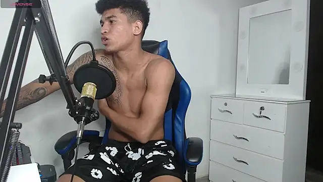 Angel LatinGuy online show from October 18, 2025, 8:53 pm