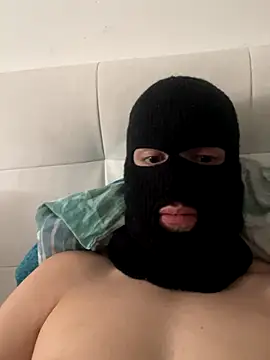 Lorenzo13450 online show from October 27, 2025, 10:52 am