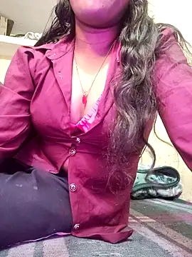 Snapshot of Lovely_Payal chatting on February 7, 2026, 8:07 am Lovely Payal online show from February 7, 2026, 8:07 am